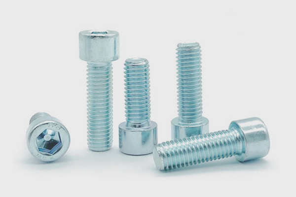 重型內(nèi)六角螺栓斷裂與損壞的常見(jiàn)原因分析